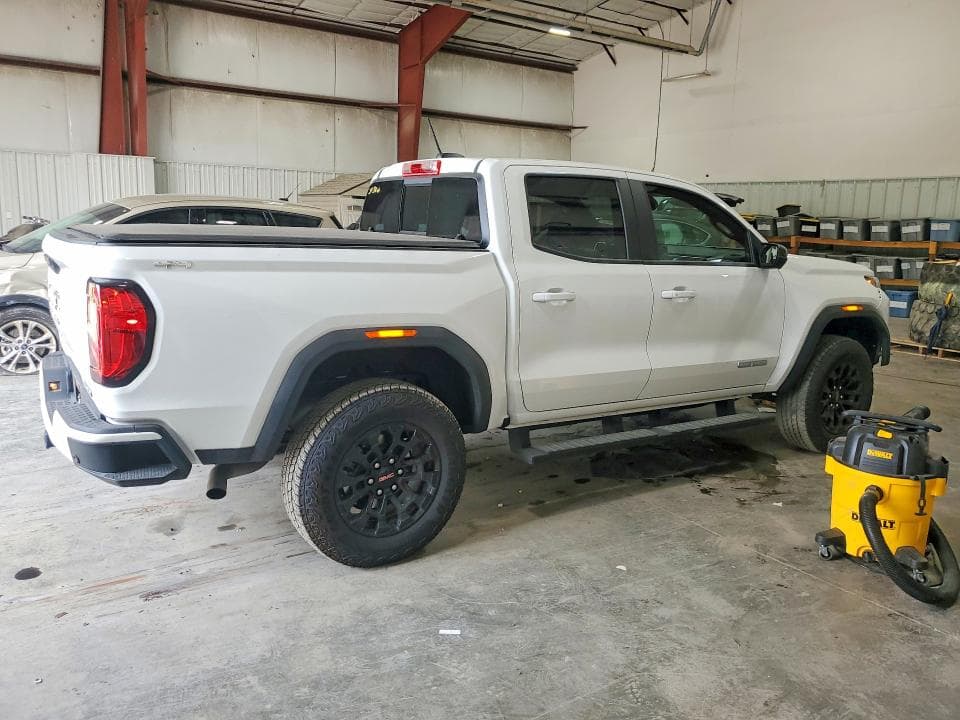 2026 GMC CANYON ELEVATION 3