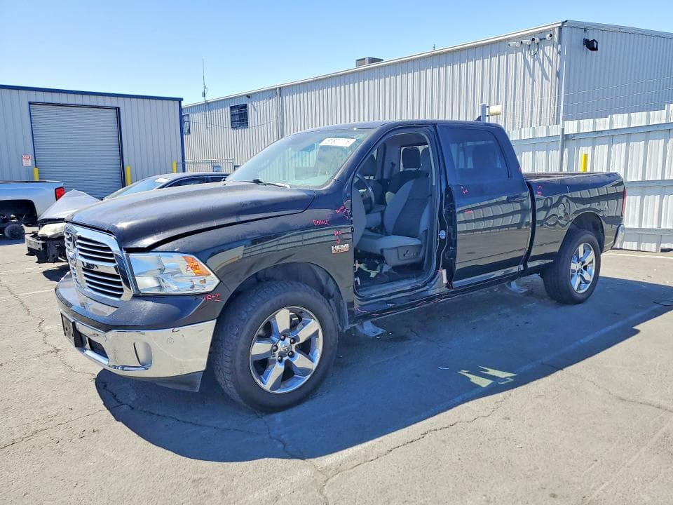 2019 RAM 1500 CLASSIC SLT - 1