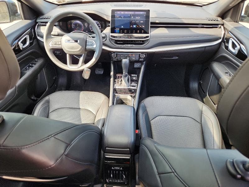 2023 JEEP COMPASS 8