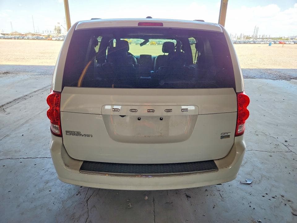 2017 DODGE GRAND CARAVAN GT 6