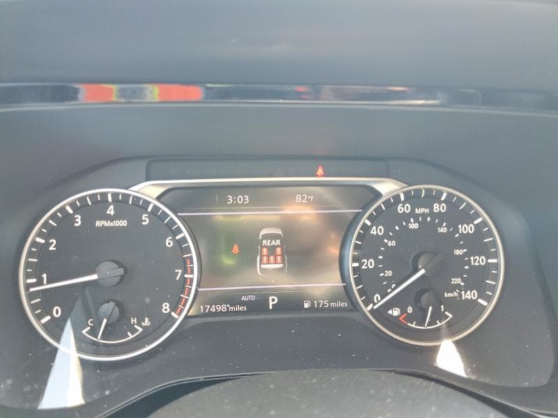 2024 NISSAN PATHFINDER SL 9