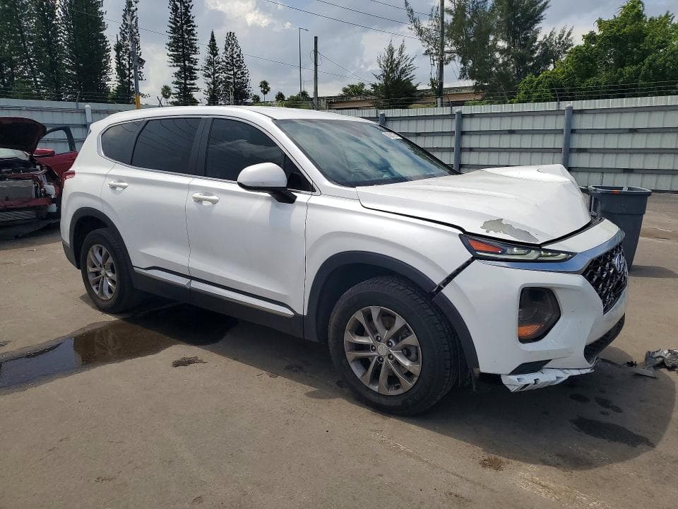 2020 HYUNDAI SANTA FE SE 4