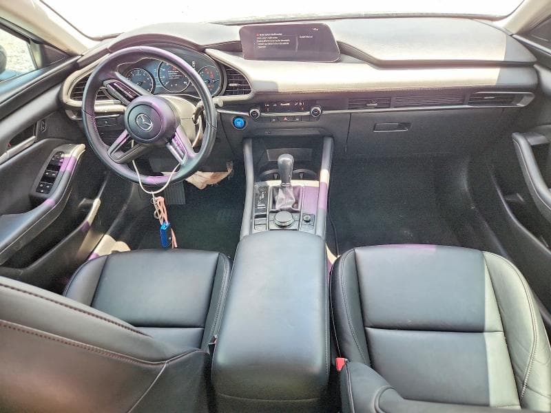 2021 MAZDA 3 SELECT 8
