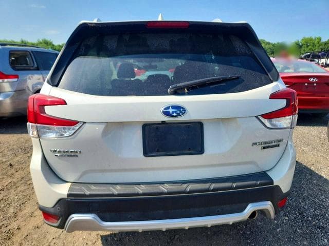 2022 SUBARU FORESTER TOURING 6