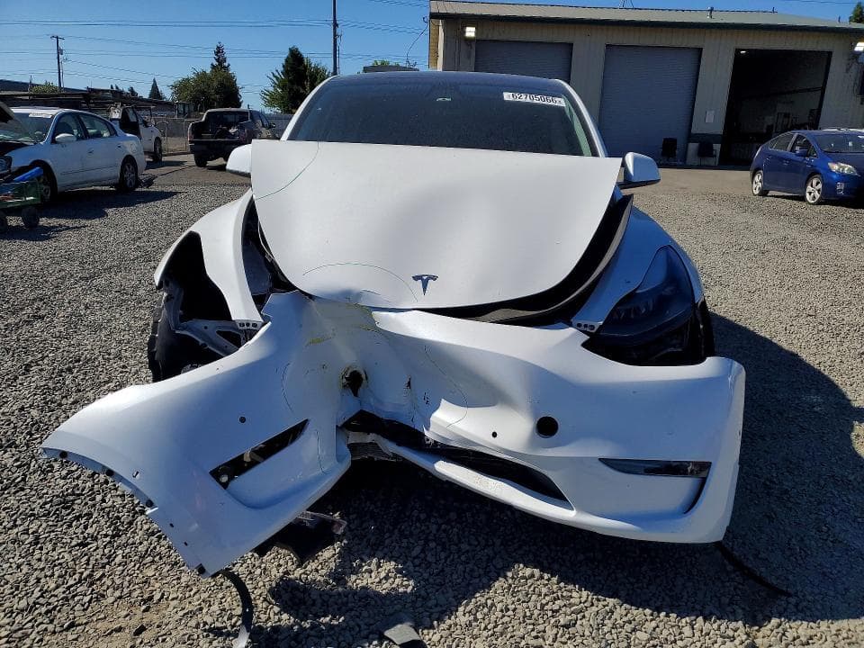 2022 TESLA MODEL Y 5