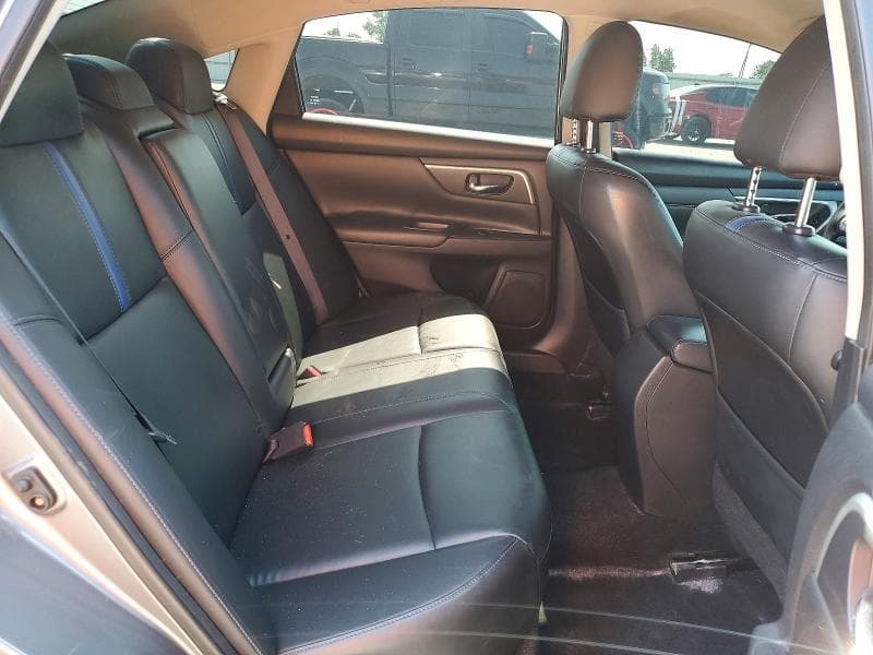 2018 NISSAN ALTIMA 10