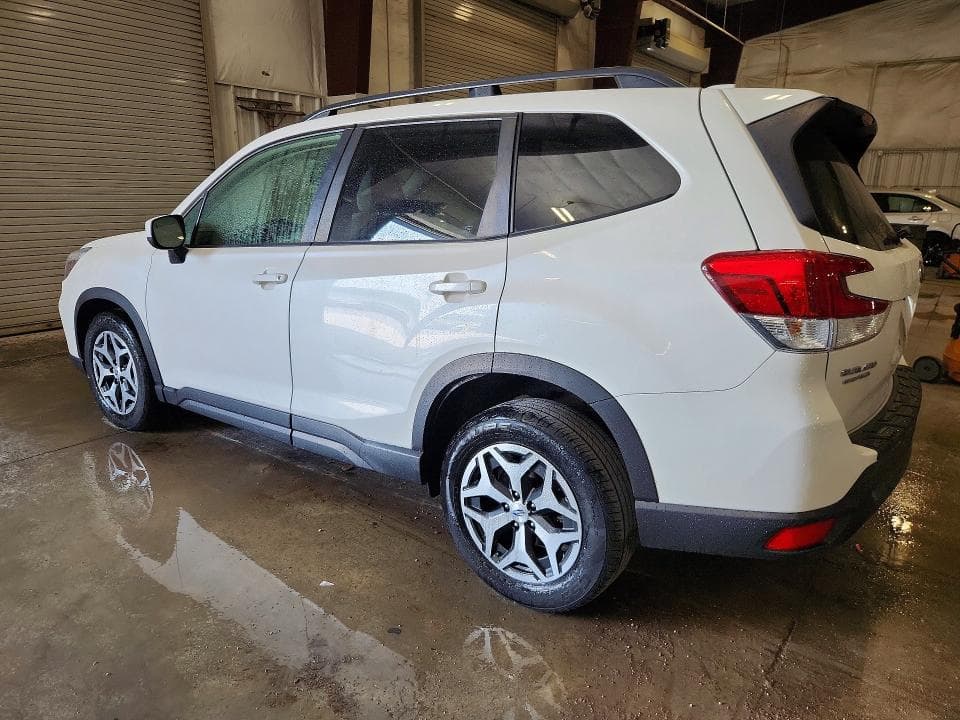 2019 SUBARU FORESTER PREMIUM 2