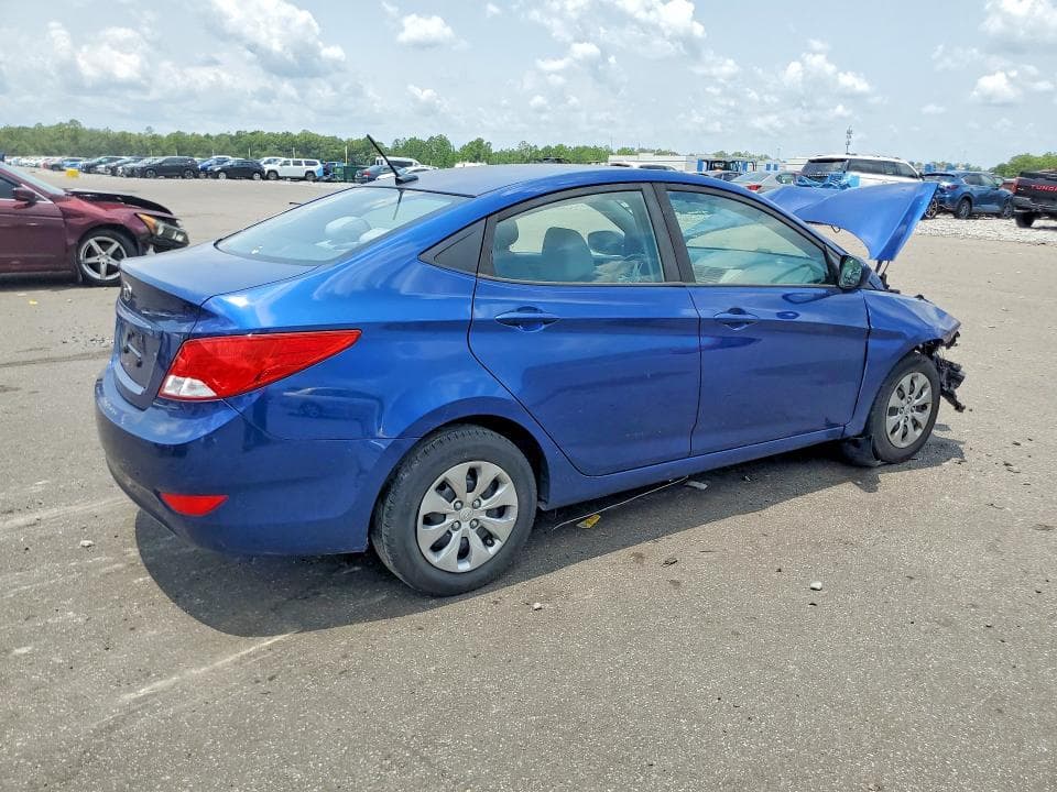 2017 HYUNDAI ACCENT SE 3