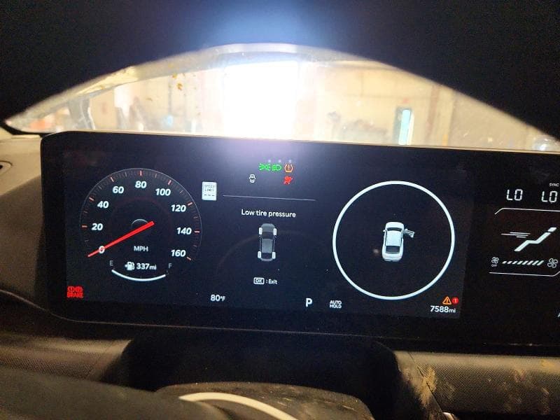 2025 KIA K4 EX 9