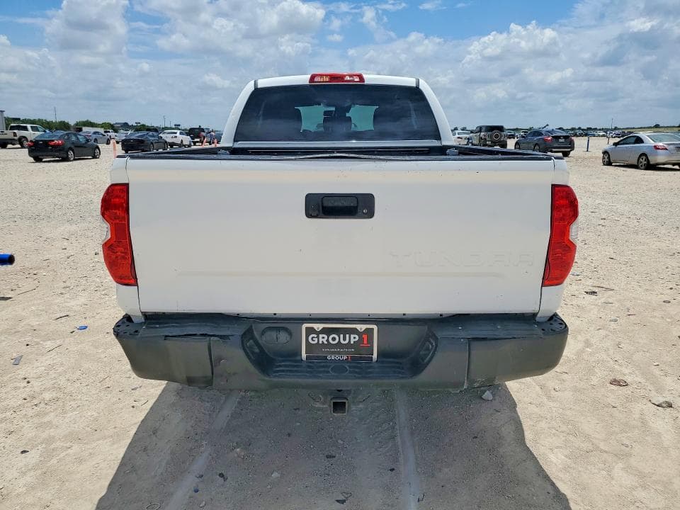 2019 TOYOTA TUNDRA SR 6