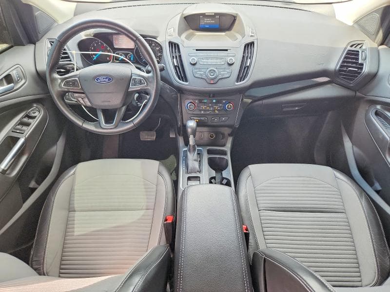 2017 FORD ESCAPE SE 8