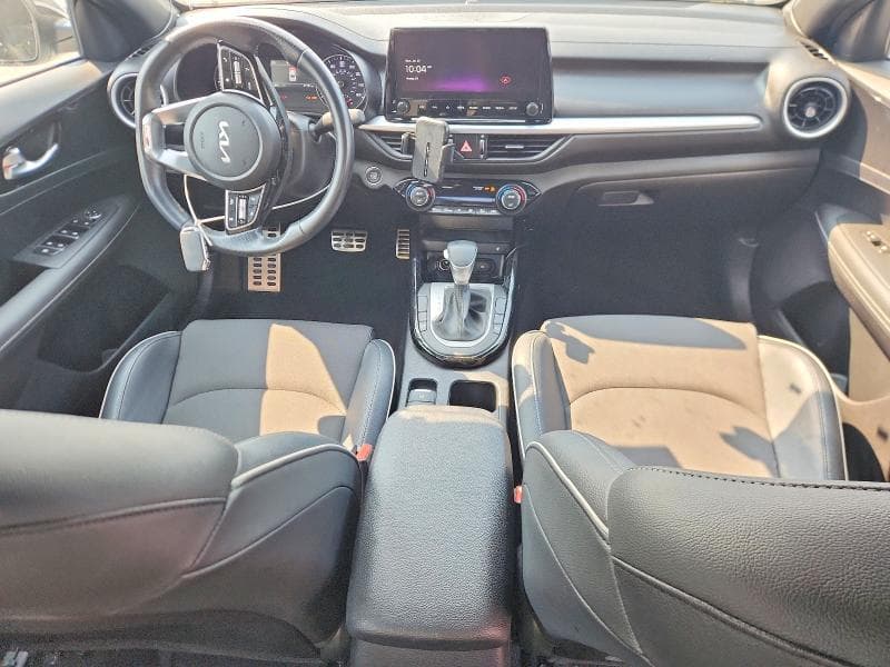 2024 KIA FORTE GT LINE 8