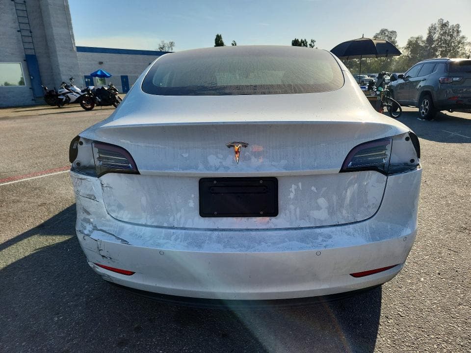 2020 TESLA MODEL 3 6