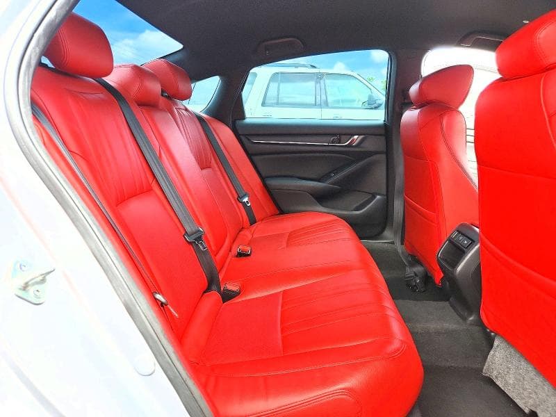2021 HONDA ACCORD SPORT 10