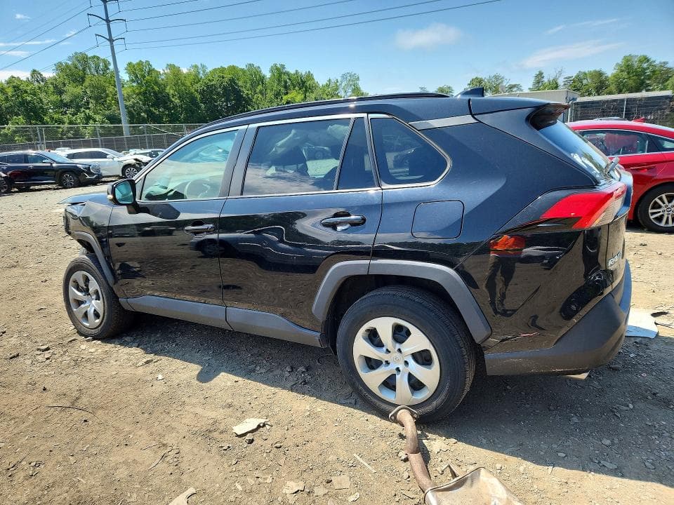 2021 TOYOTA RAV4 LE 2