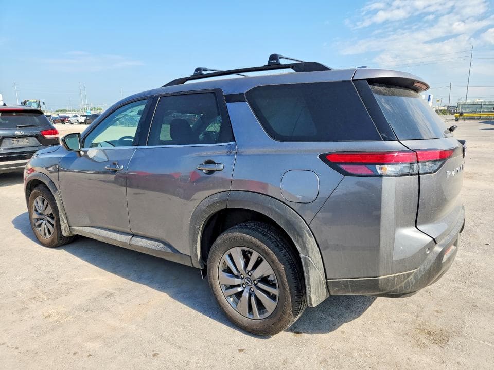 2025 NISSAN PATHFINDER SV 2