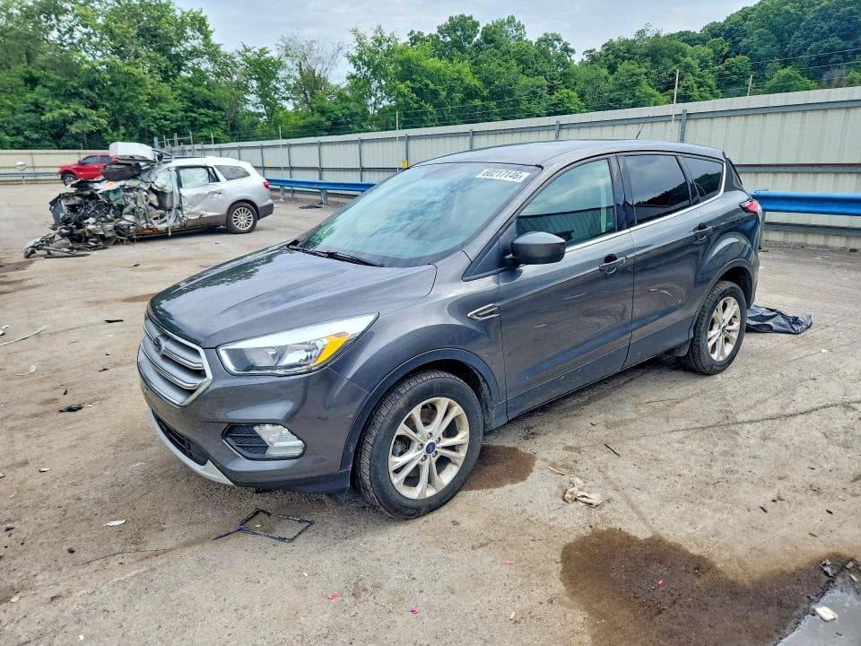 2017 FORD ESCAPE SE - 1