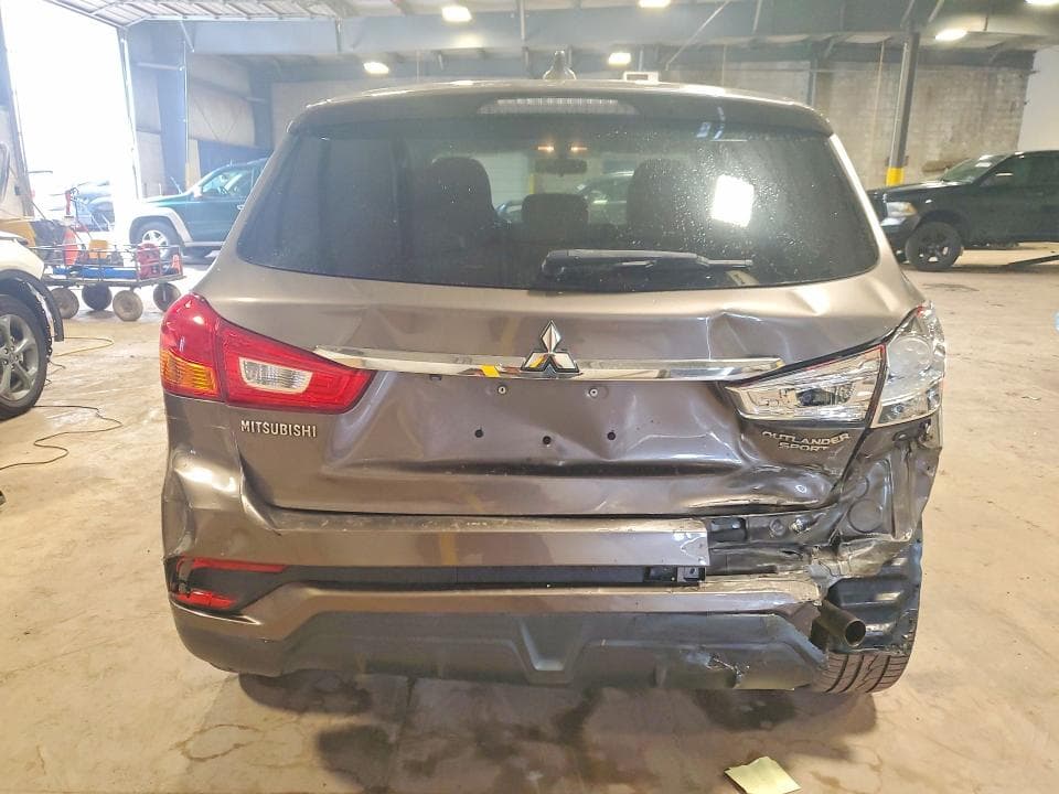 2018 MITSUBISHI OUTLANDER SPORT ES 6