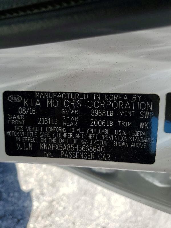 2017 KIA FORTE EX 12