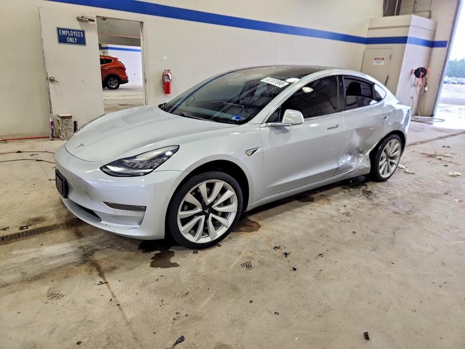 2018 TESLA MODEL 3 - 1