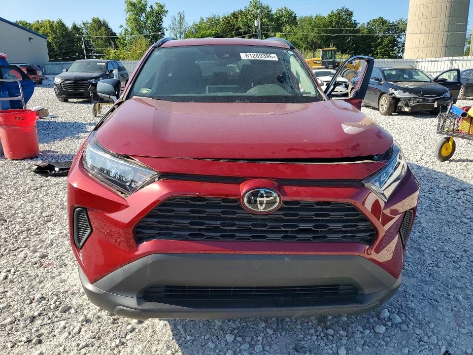 2020 TOYOTA RAV4 LE 5