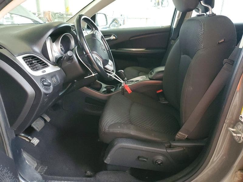 2020 DODGE JOURNEY SE 7