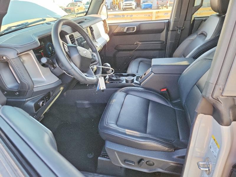 2026 FORD BRONCO OUTER BANKS 7
