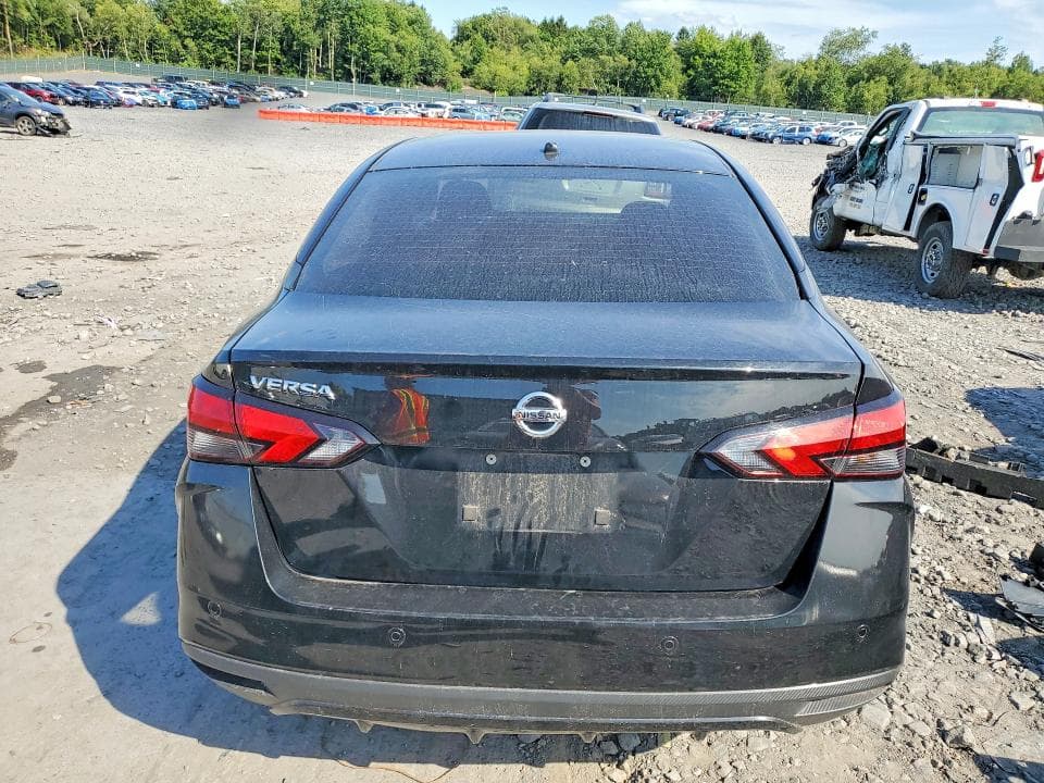 2021 NISSAN VERSA S 6