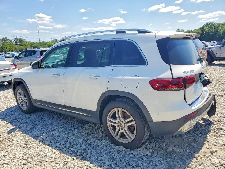 2023 MERCEDES-BENZ GLB 250 4MATIC 2