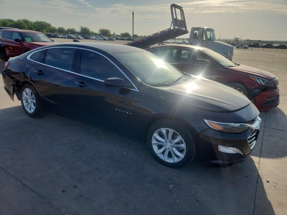 2022 CHEVROLET MALIBU LT 4