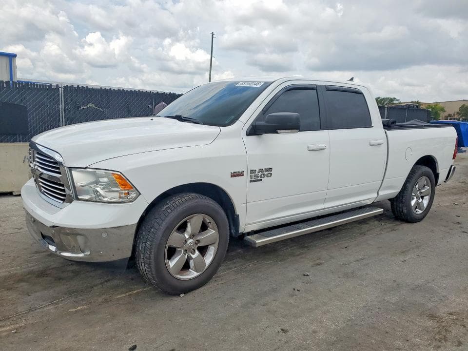 2019 RAM 1500 CLASSIC SLT - 1