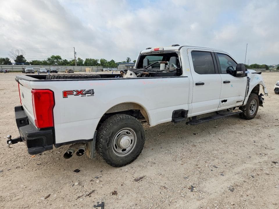 2025 FORD F250 SUPER DUTY 3