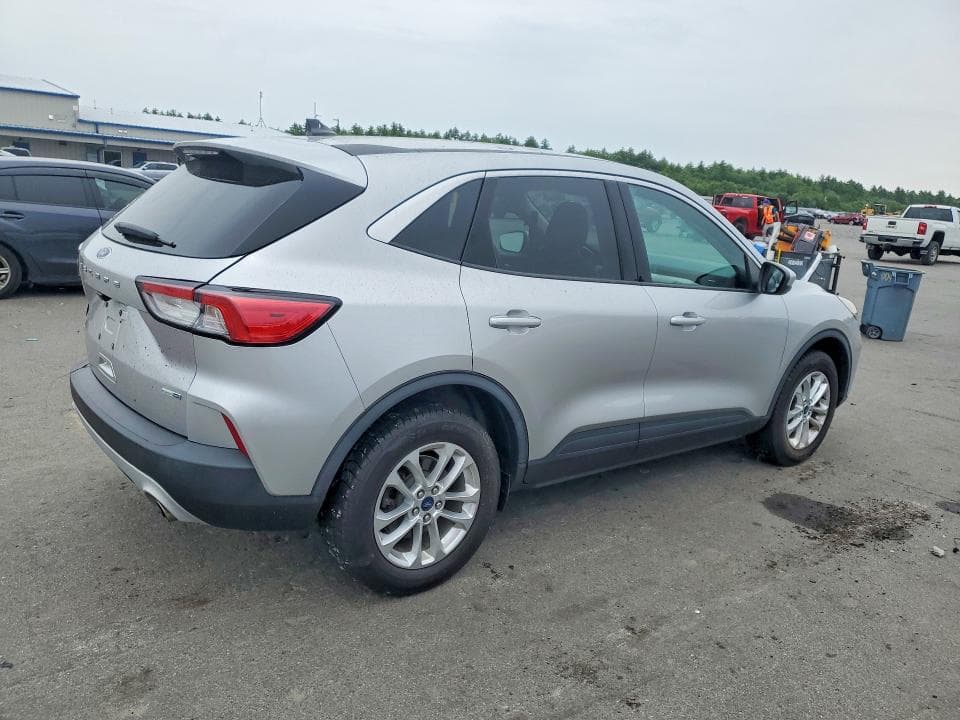 2020 FORD ESCAPE SE 3