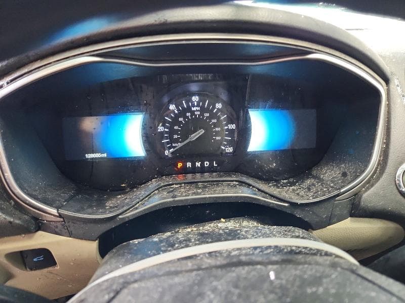 2019 FORD FUSION SE 9