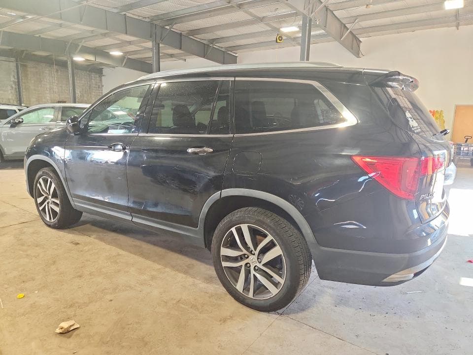2017 HONDA PILOT TOURING 2