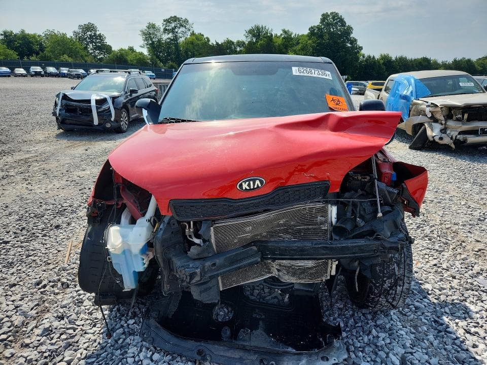 2019 KIA SOUL + 5