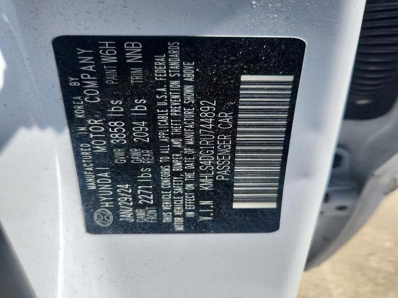 2024 HYUNDAI ELANTRA SEL 12