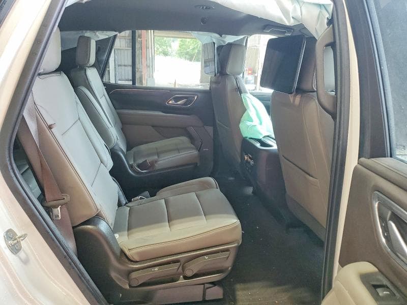 2021 GMC YUKON SLT 10