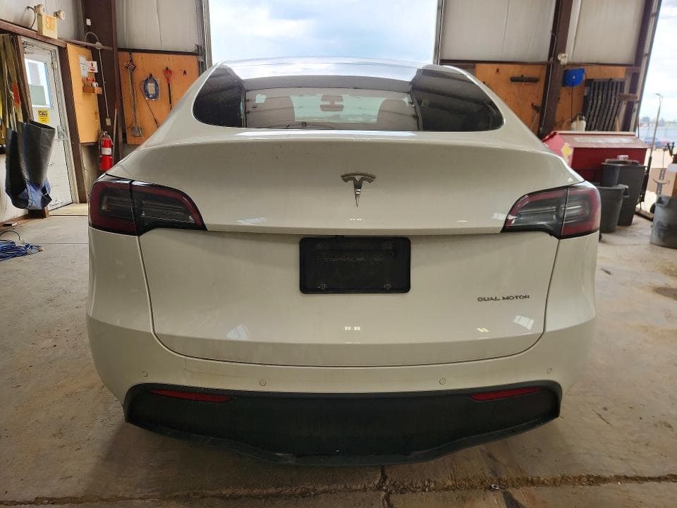 2021 TESLA MODEL Y 6