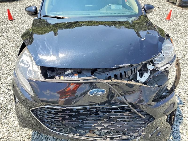 2020 FORD ESCAPE TITANIUM 12