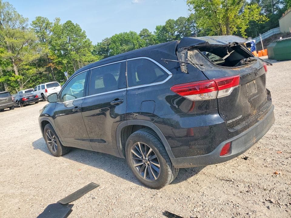 2019 TOYOTA HIGHLANDER XLE 2