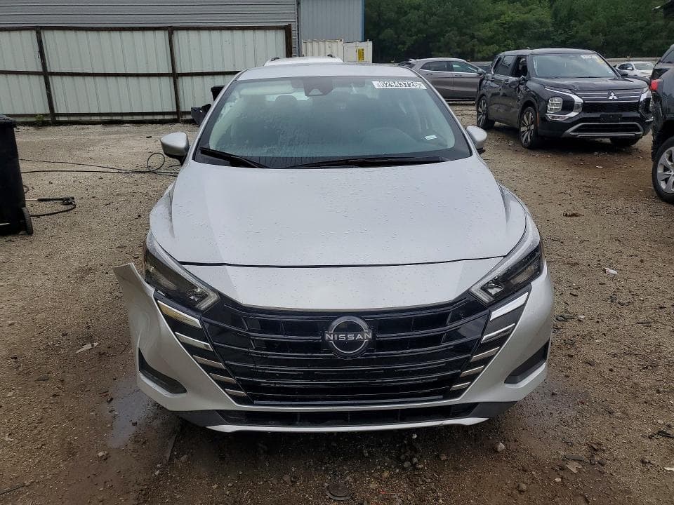 2025 NISSAN VERSA SV 5