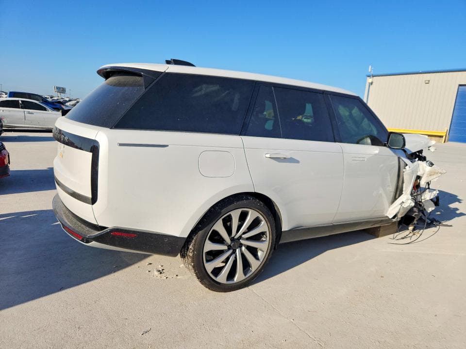 2026 LAND ROVER RANGE ROVER SE 3