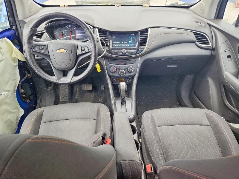 2017 CHEVROLET TRAX 1LT 8