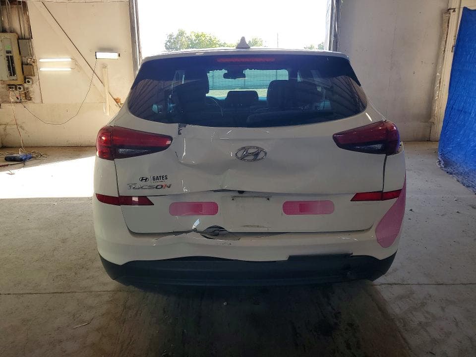 2020 HYUNDAI TUCSON SE 6
