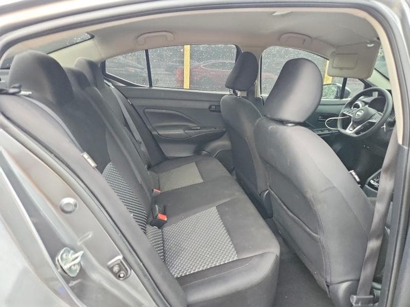 2021 NISSAN VERSA S 10