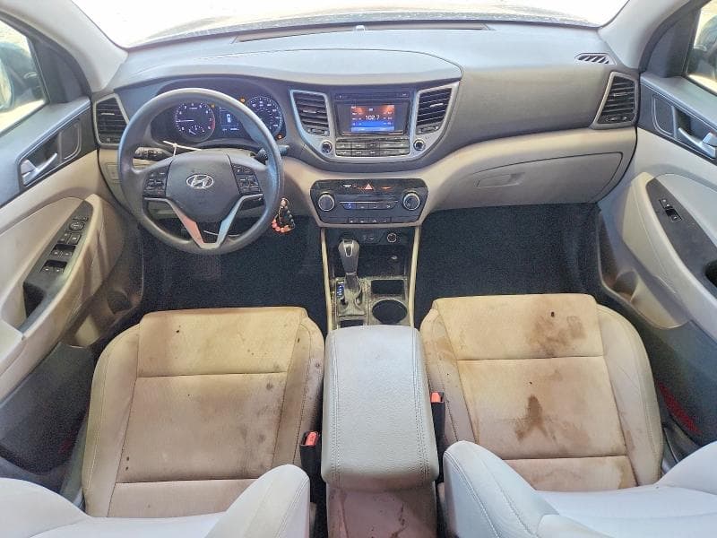 2017 HYUNDAI TUCSON SE 8