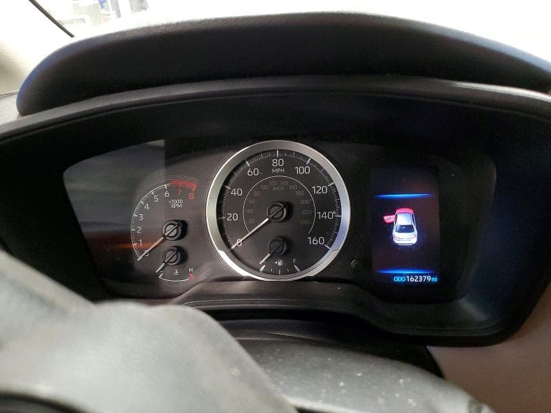 2020 TOYOTA COROLLA LE 9