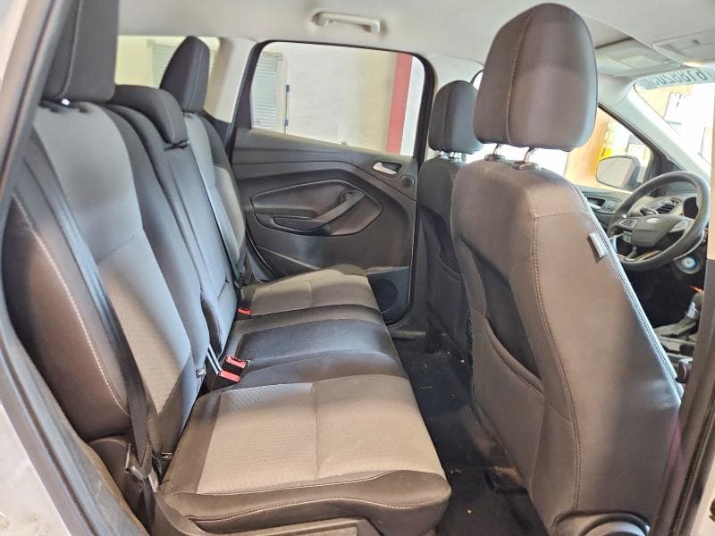 2017 FORD ESCAPE SE 11