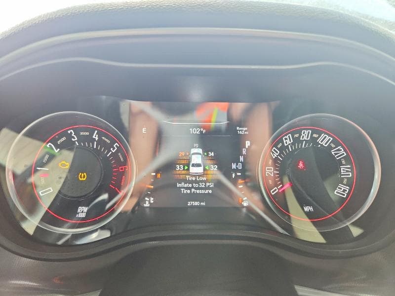2022 DODGE CHALLENGER R/T 9